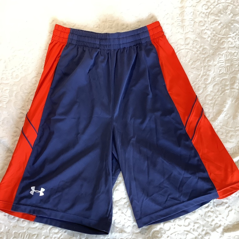 Under Armour basketball shorts, navy BLUE & ORANGE, size M, vintage & baggy fit
